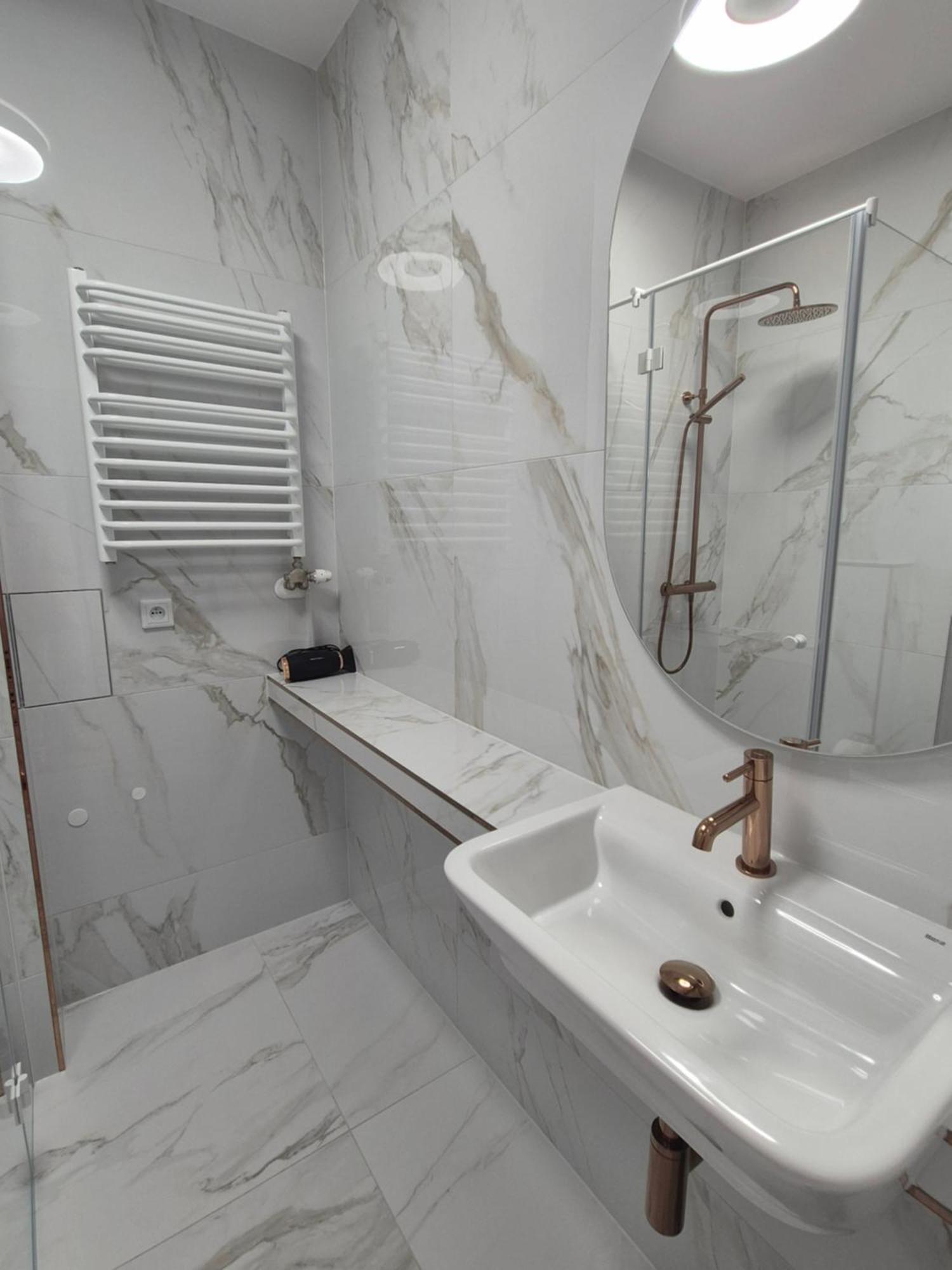 Aparthotel Miodowa 25 Красков Екстериор снимка
